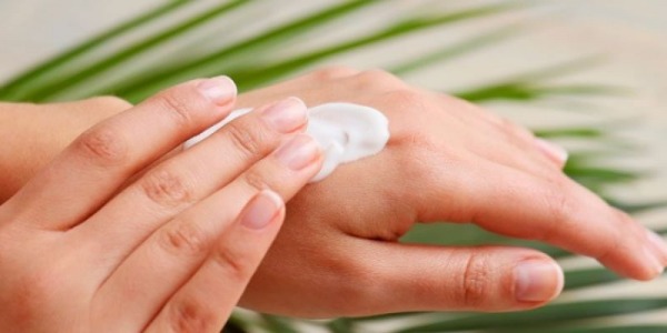 Have beautiful hands with aloe vera